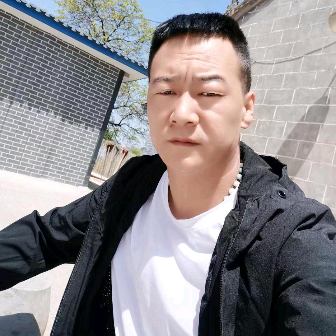 吃樱桃🍒的小孩