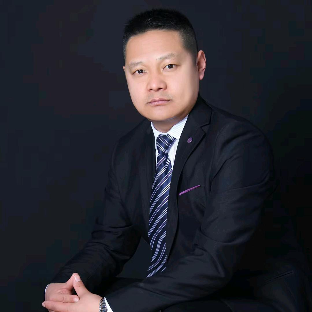 龙哥聊财经