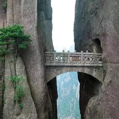 东方红2022