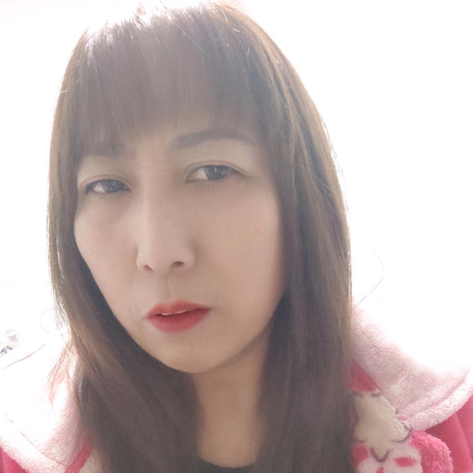 华