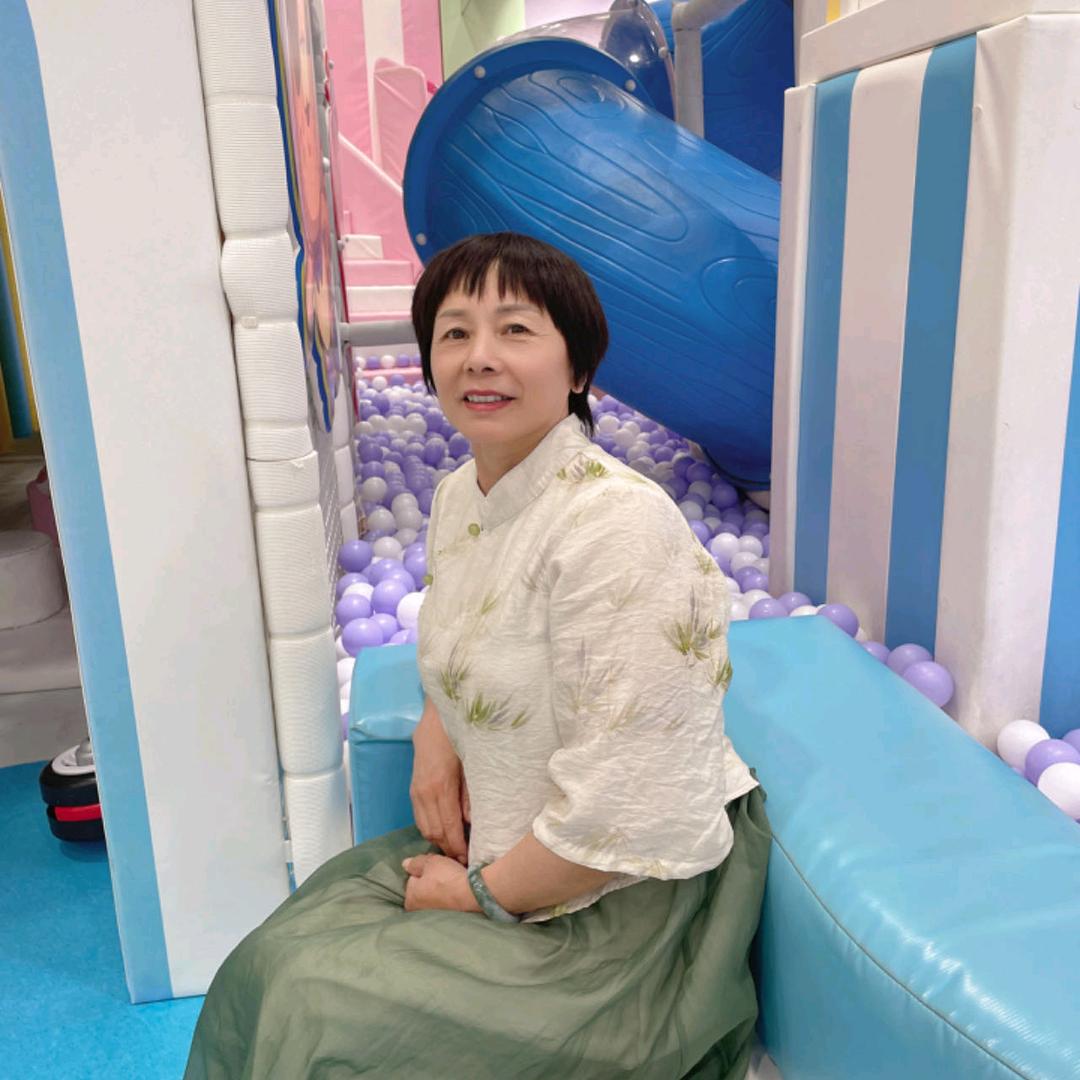 超越梦想鼓舞团🌺一枝梅