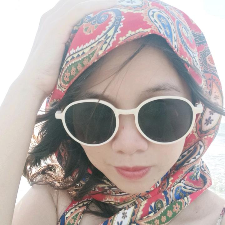 小梁姐