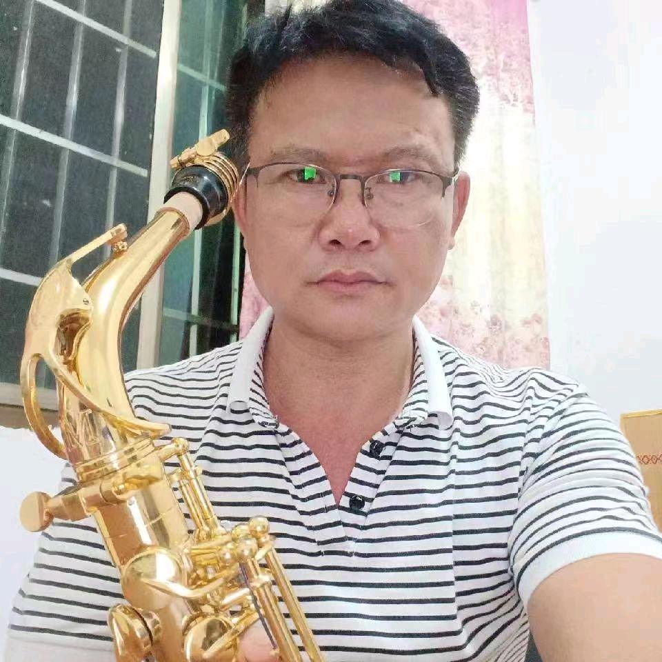 半支香烟(枫木村鼓乐队)