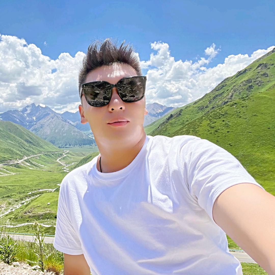 一米八八的鹏哥