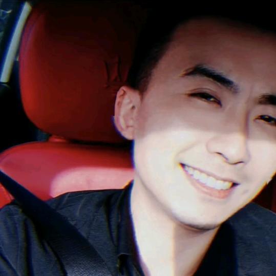 🕴ꪝ 王国里的国王_