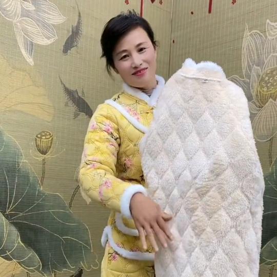 常熟韵慈服饰