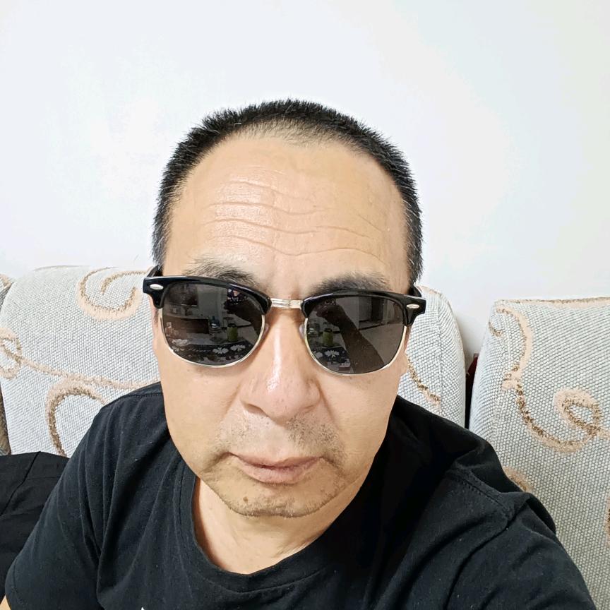 月光之下6110638400866