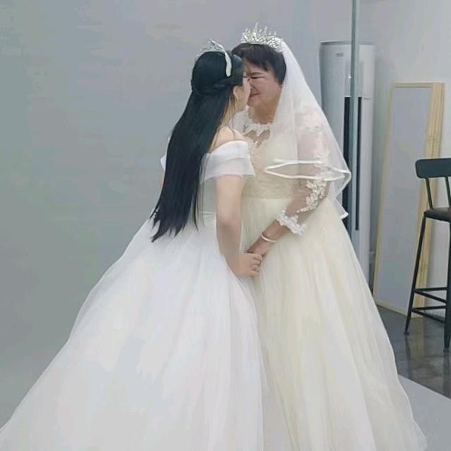 明明！