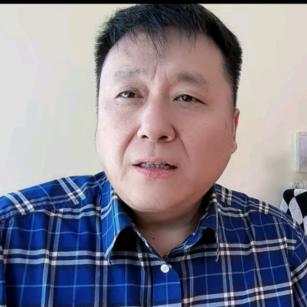 顺周期校长北京砸锅大叔(助理)