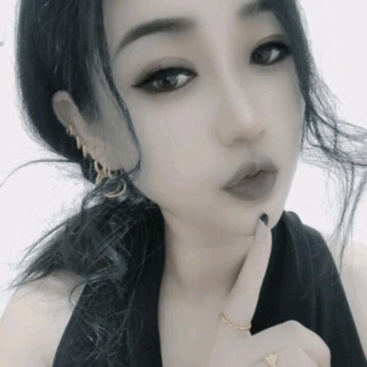 待我长发及腰勒死你可好