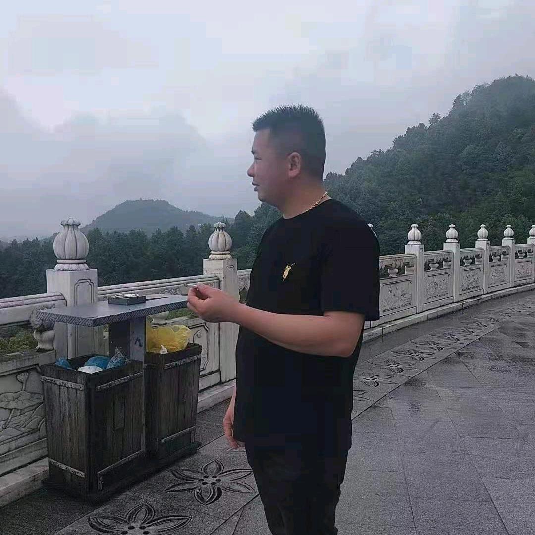 南京，尹品佳汤包批发！