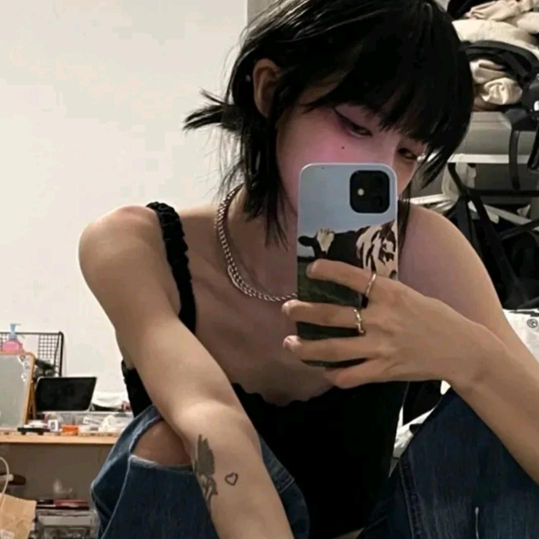 楼下的老阿姨.