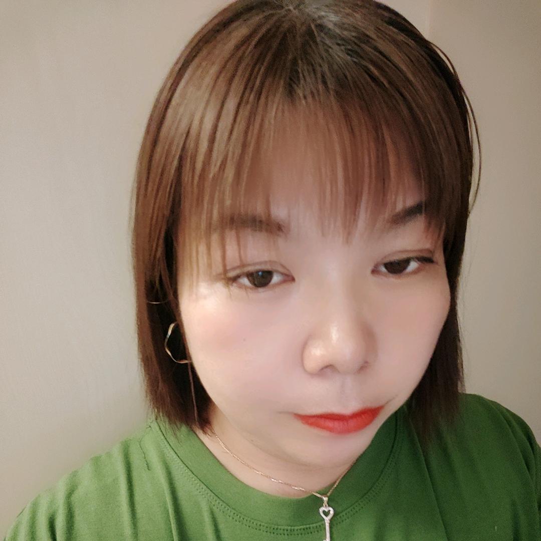 芳芳💞💞（橱窗营业中）