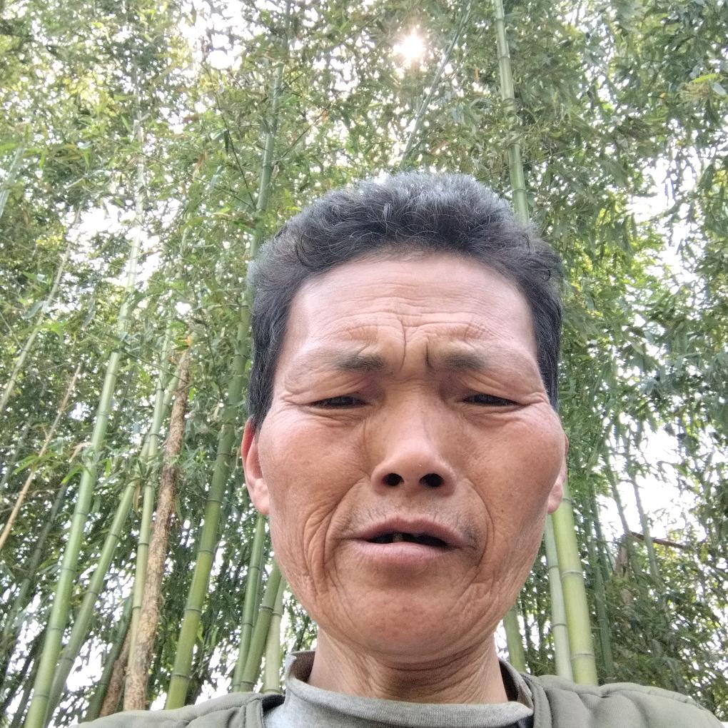 王咬华