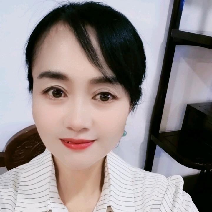 朴素妆颜