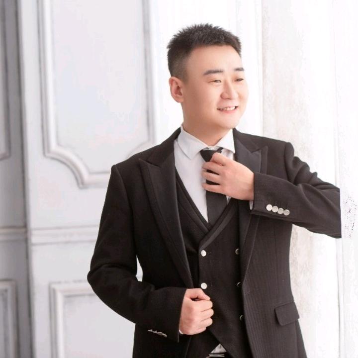 a丶任荣