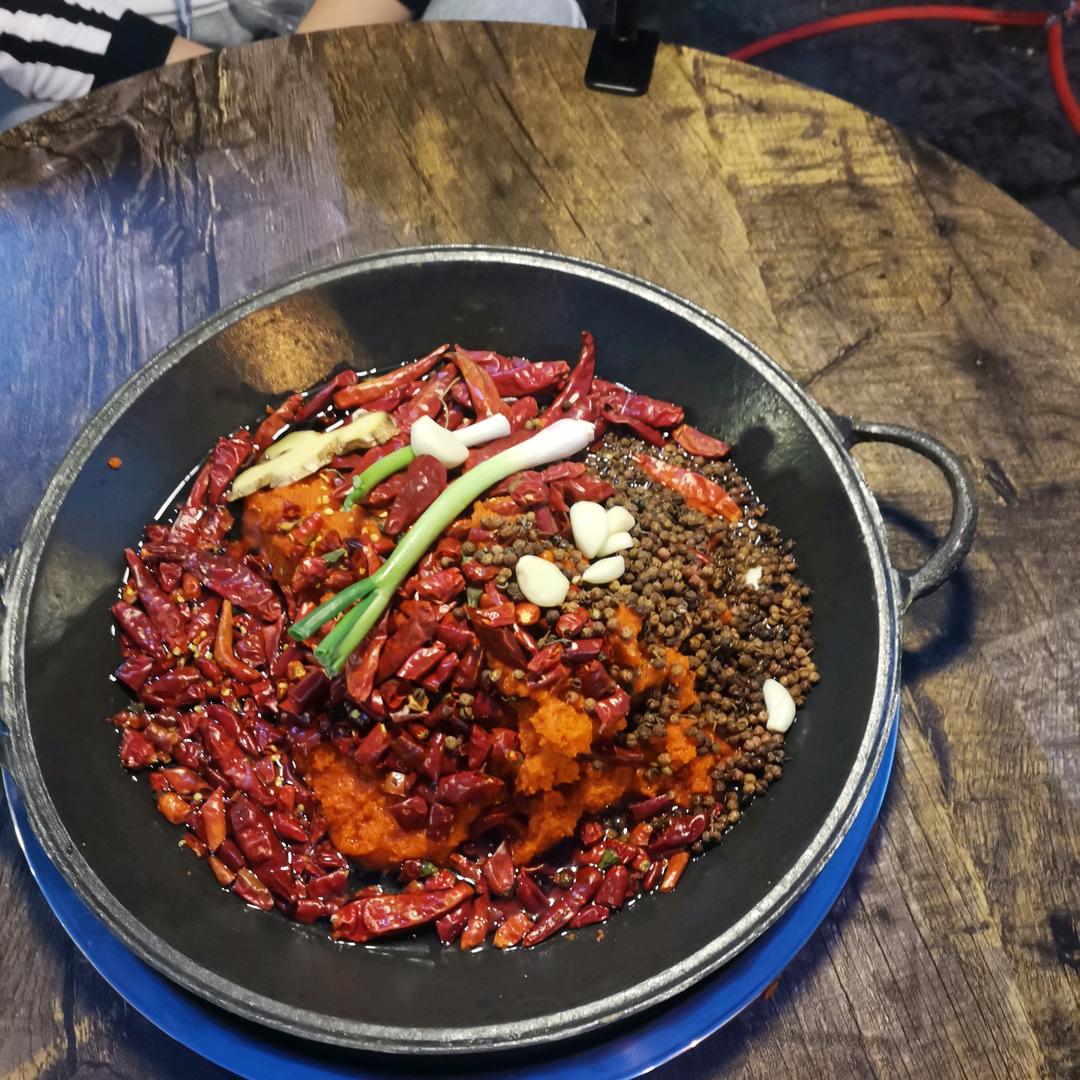 地摊火锅李二锅