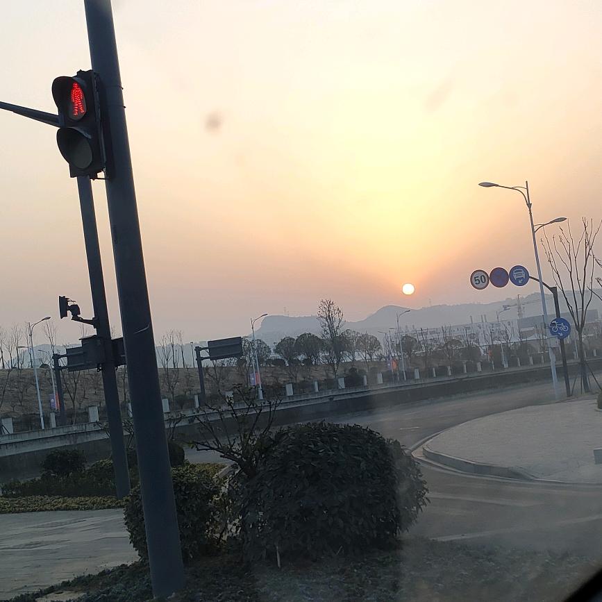 旭日滔哥