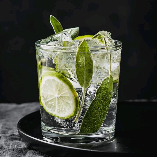 自在的几许温柔佐酒