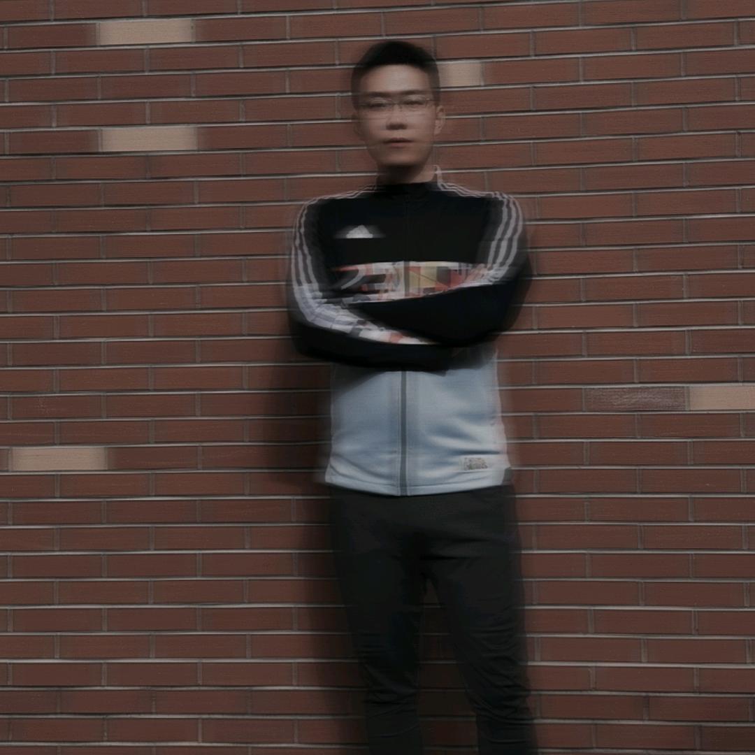 解说员晓林