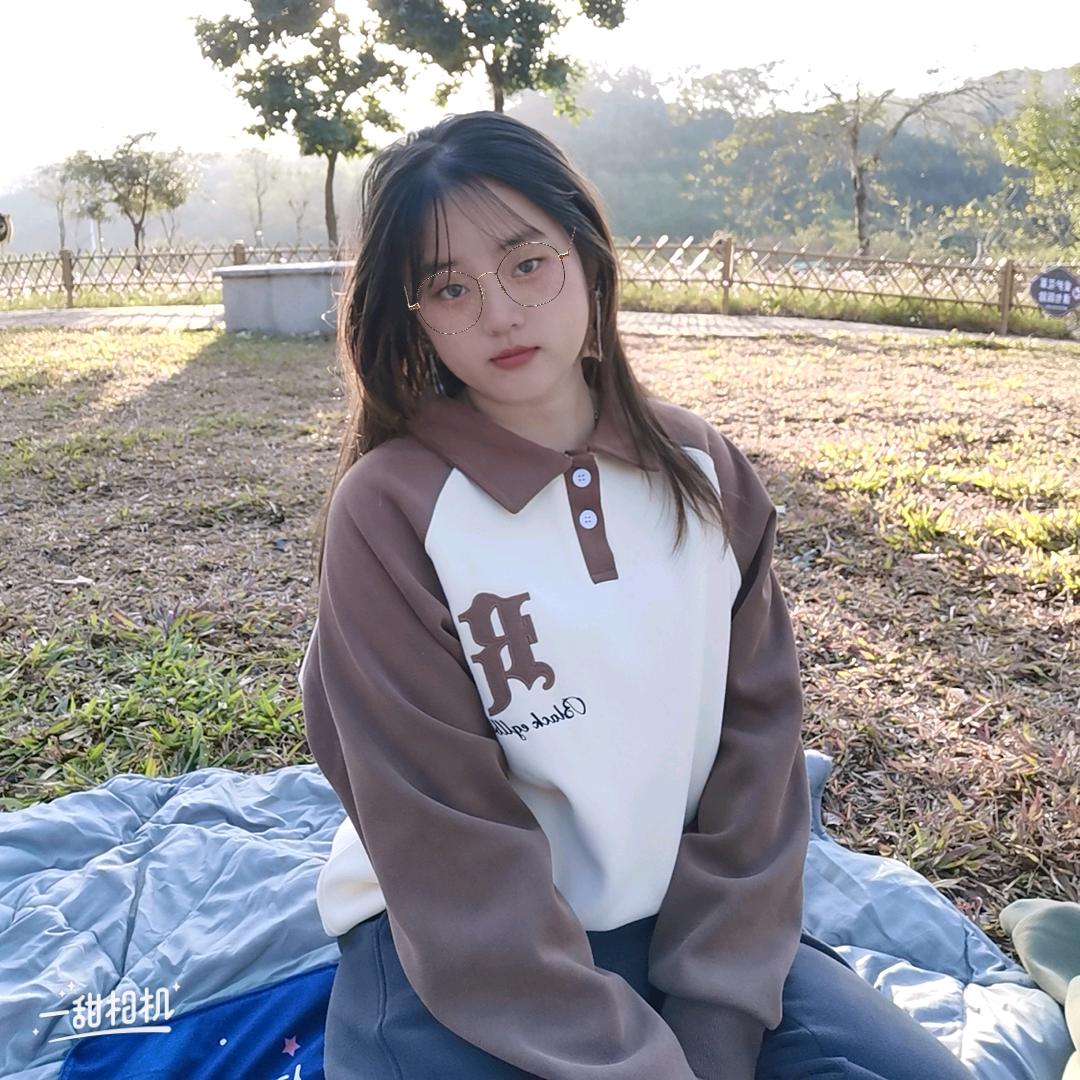 婷婷穿搭。