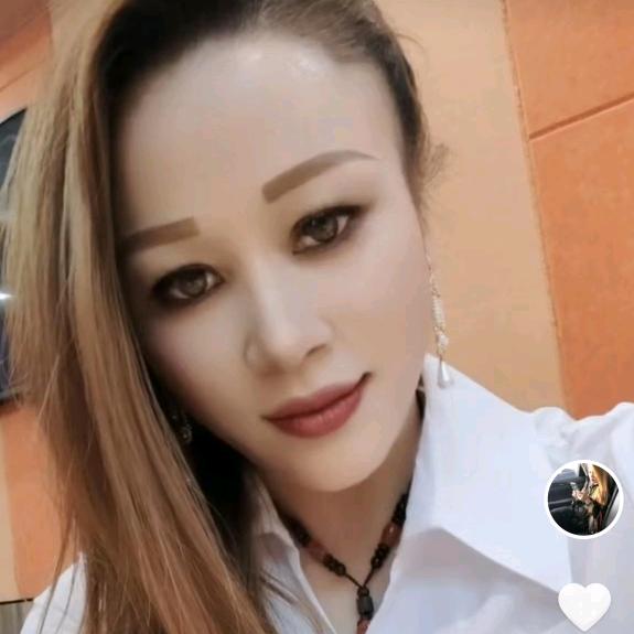 广西美女在济宁，拒绝连赞