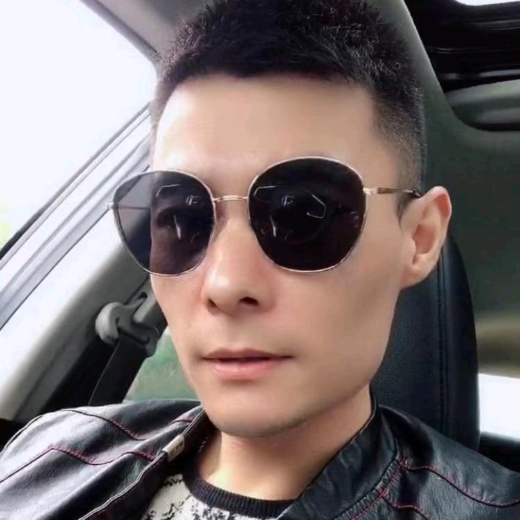 张拾亿