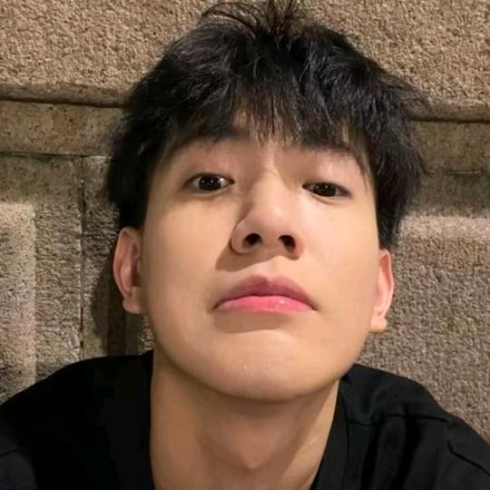 Jie￴ ￴￴￴ ￴￴ ￴ ￴ ￴￴￴