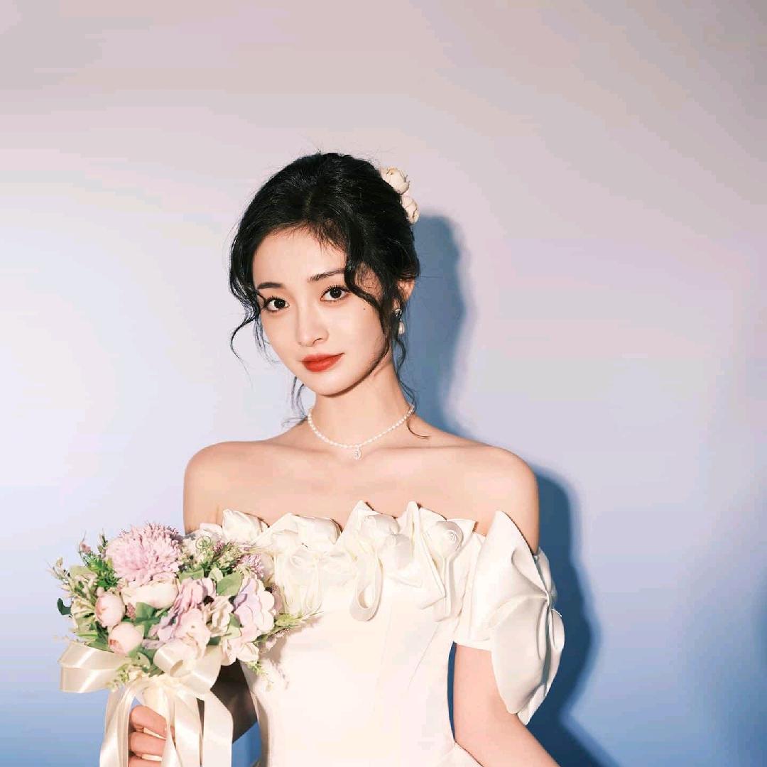 菲菲小可爱