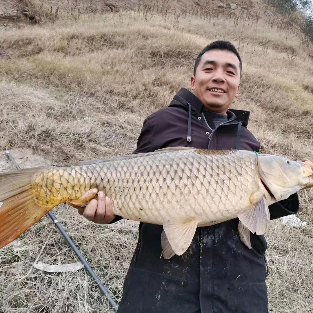 唐二娃野钓.游钓中国