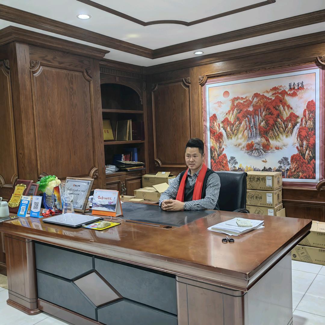武汉宏盛驾校尹校长（财大店）