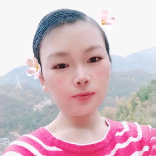 相依相伴一起去看夕阳染红霞