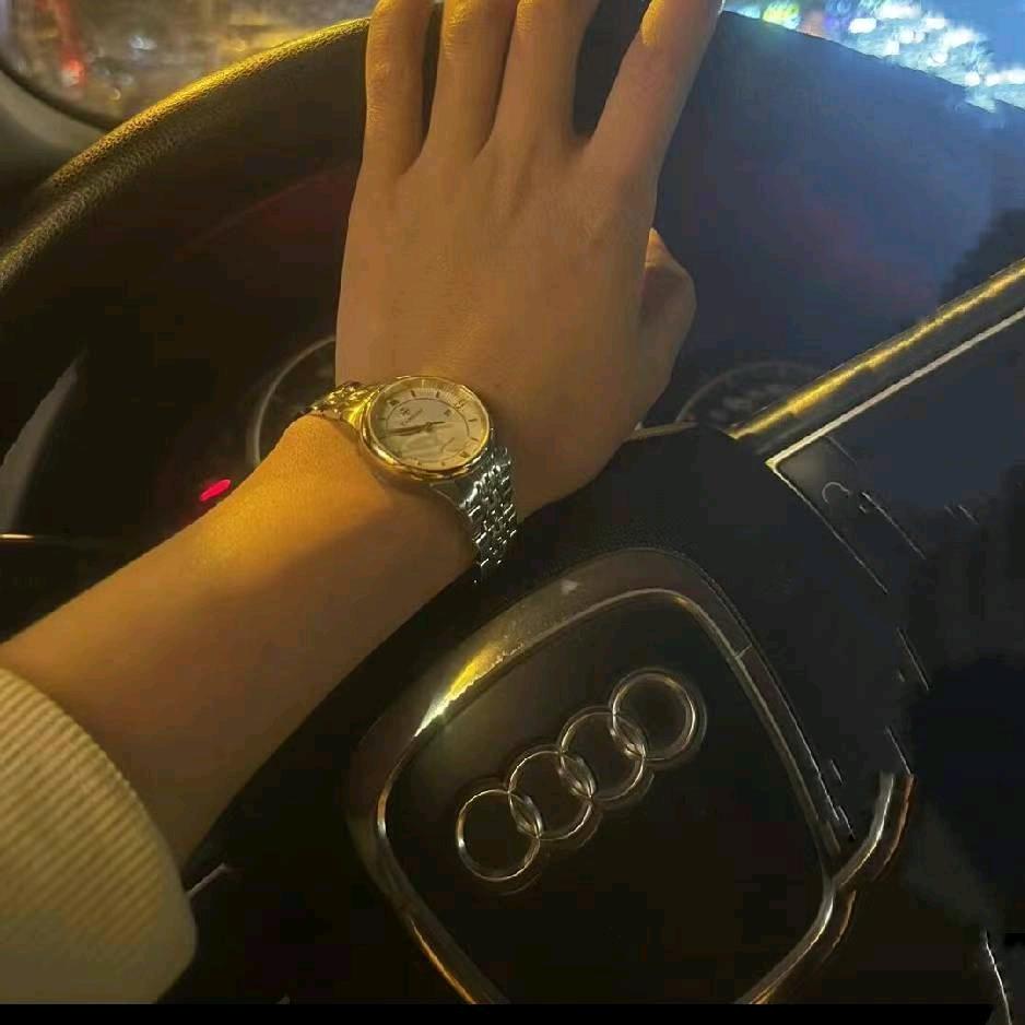 姗宝（单亲妈妈）