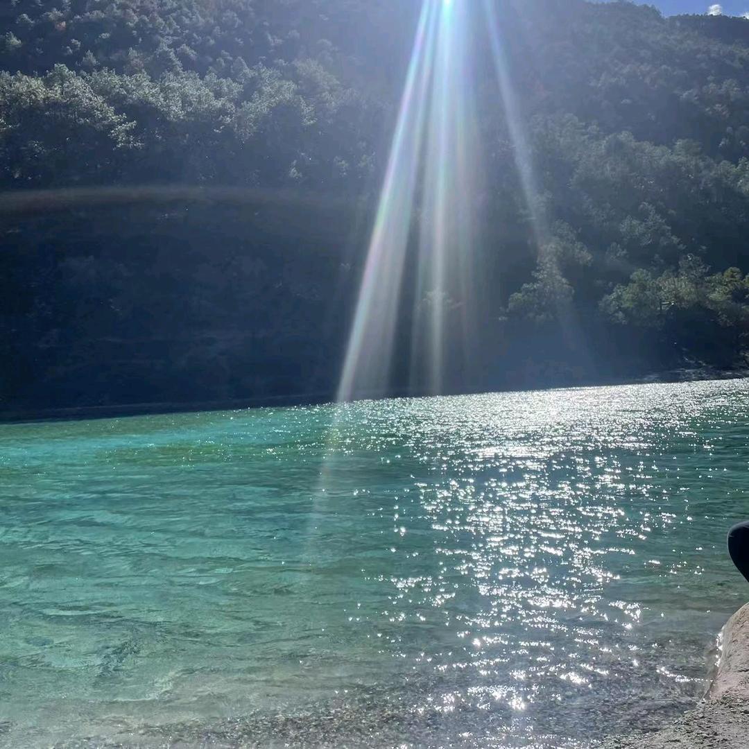 李白爱上酒从此是逍遥