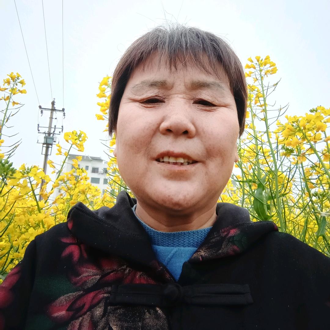 热爱生活的冯大姐