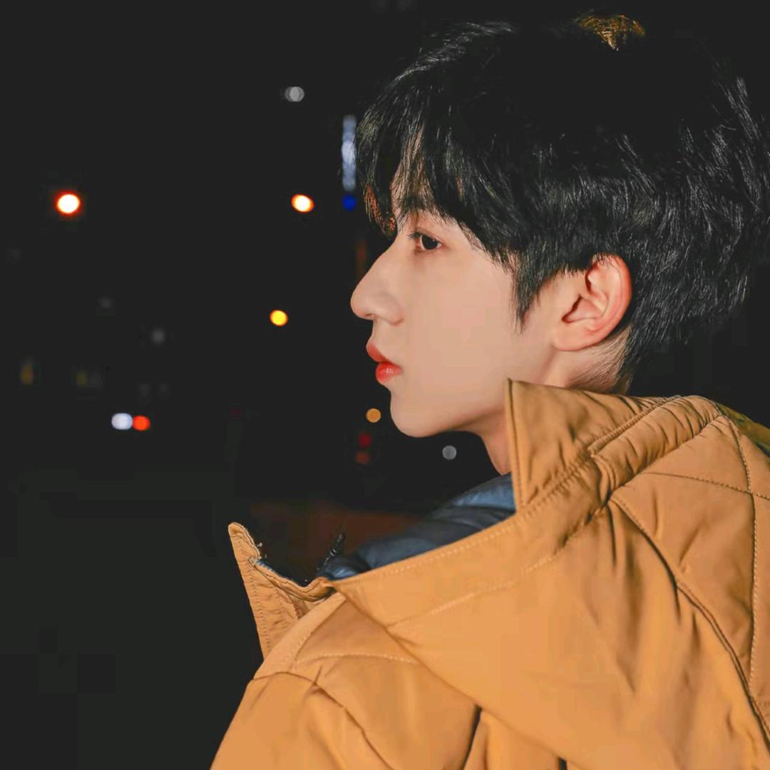 落单的独角兽✨