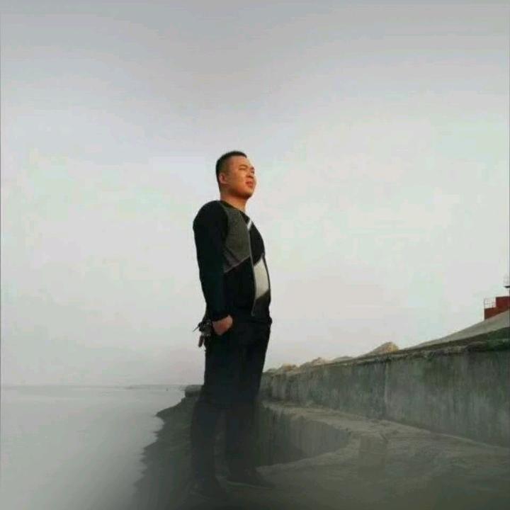 雍雍