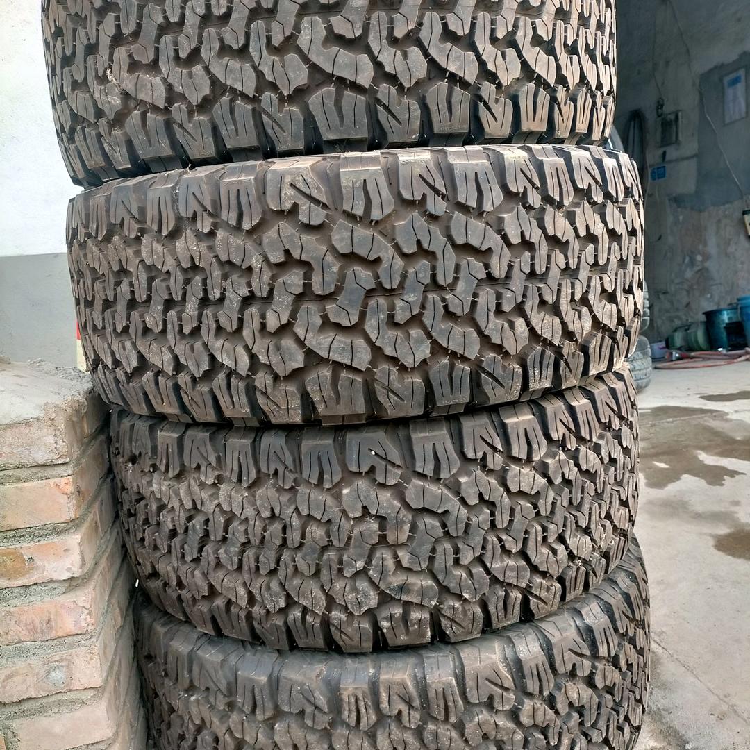 A西安顺发二手轮胎轮毂批发零售