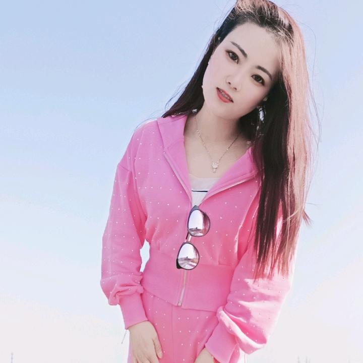 ღ᭄ꦿ微微一笑ღ᭄ꦿ