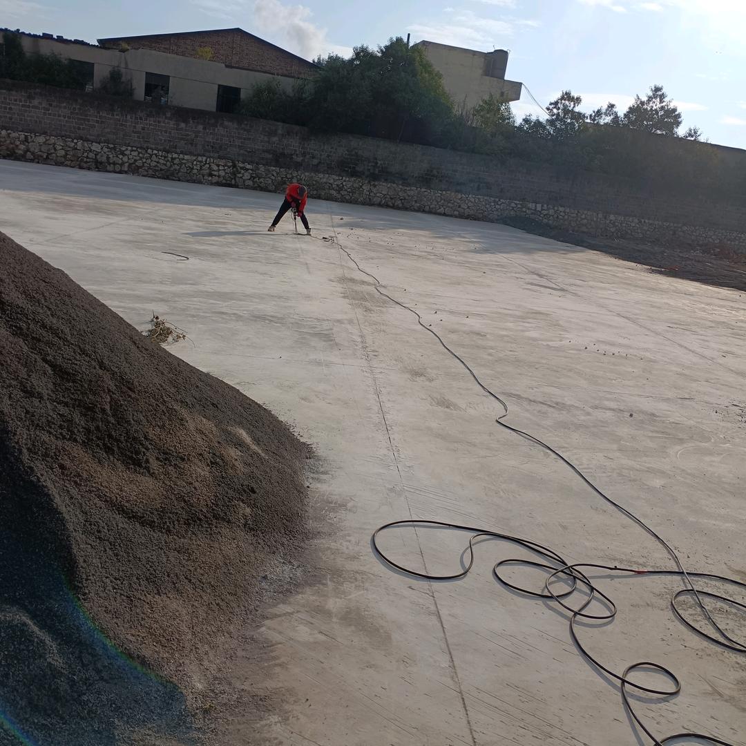 用户5353545992569