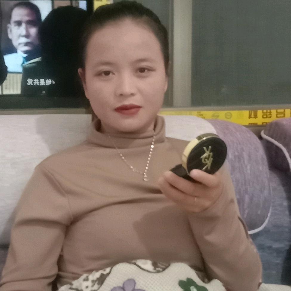 是丽丽吖