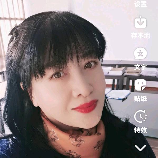 侃侃