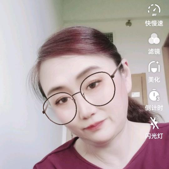 任我笑姐