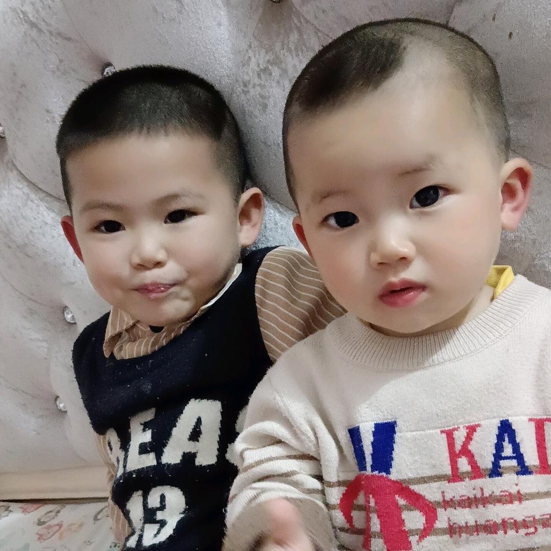 @晨晨.佑佑