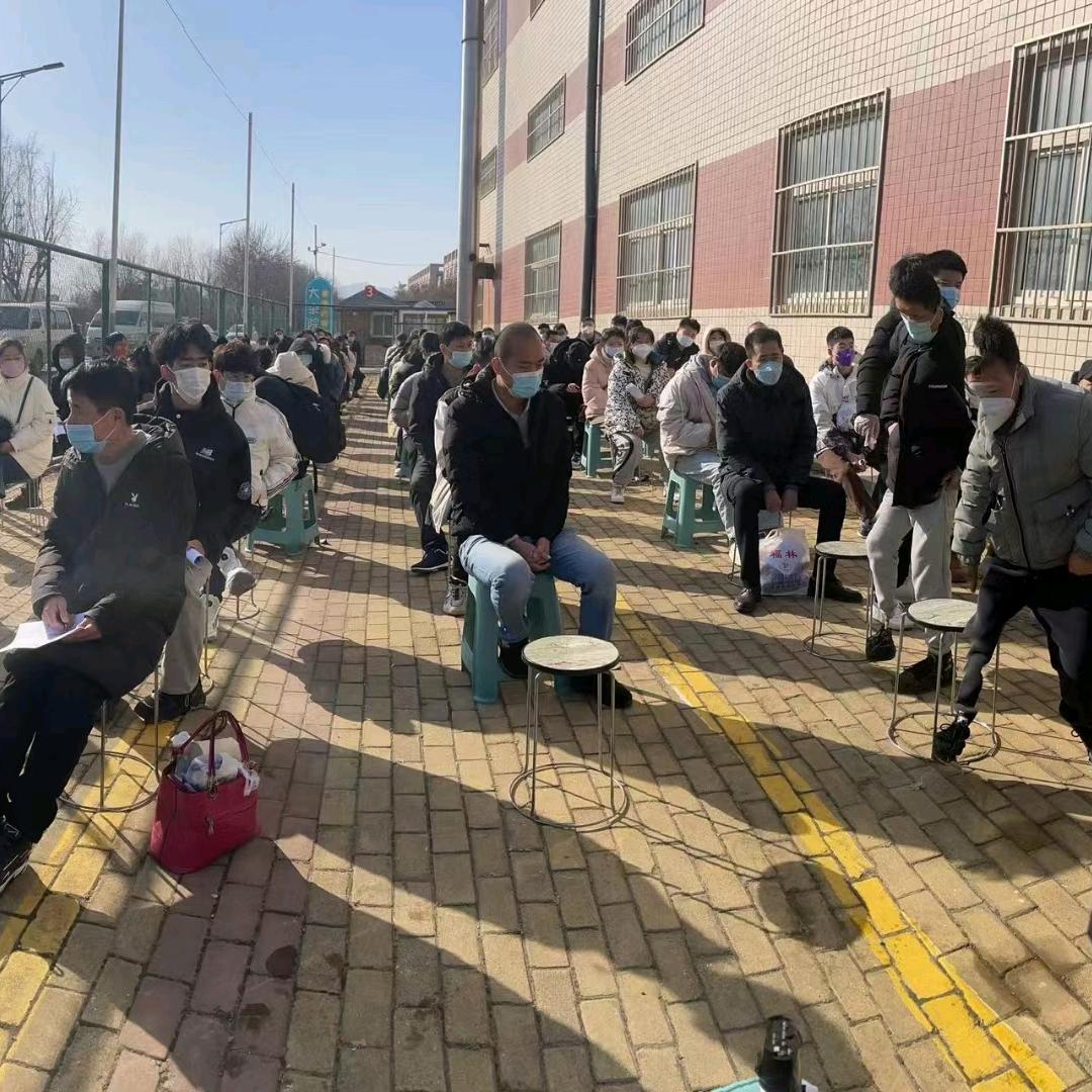 烟台威海富士康小时工-勇往职前芳芳