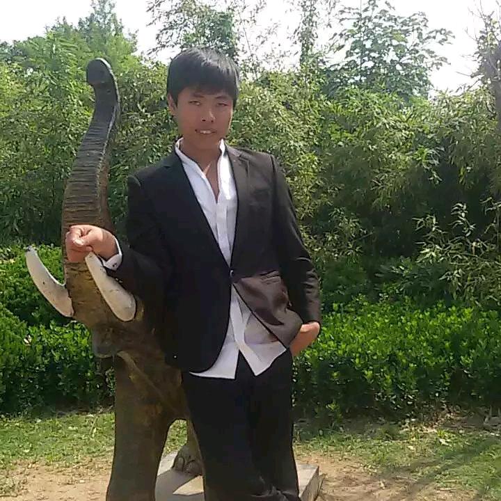 何少