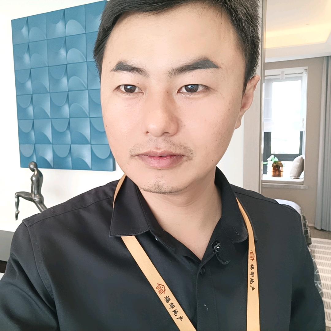 云南弥勒房产小哥