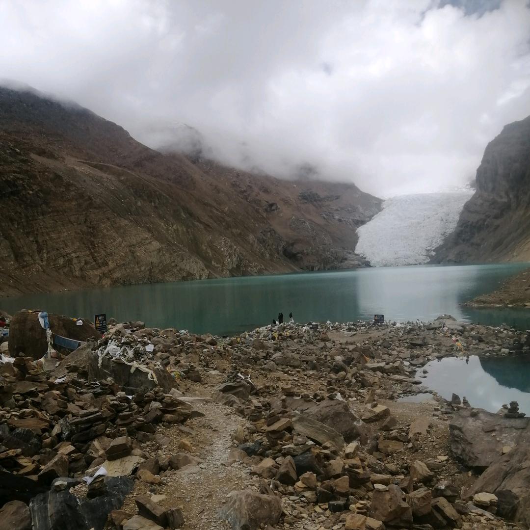 ཚོང་པོན་ནུར་བུ་ཟང་པོ