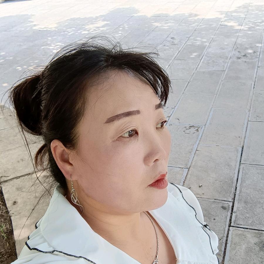 人生最心酸。梁