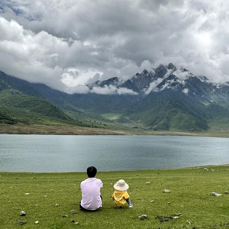 是否成人的世界背后总有残缺